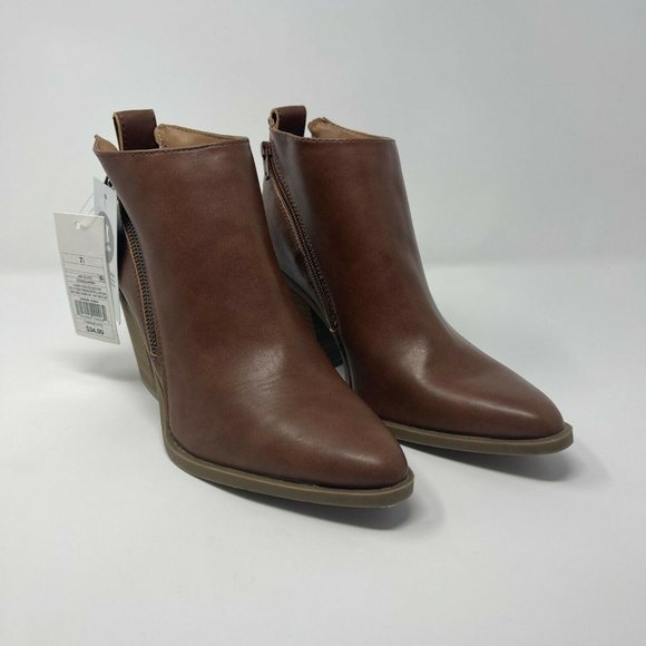 Universal Thread Shoes - Universal Thread Womens Boots Size 7.5 Cognac Jayden Memory Form Brown Zip NWT